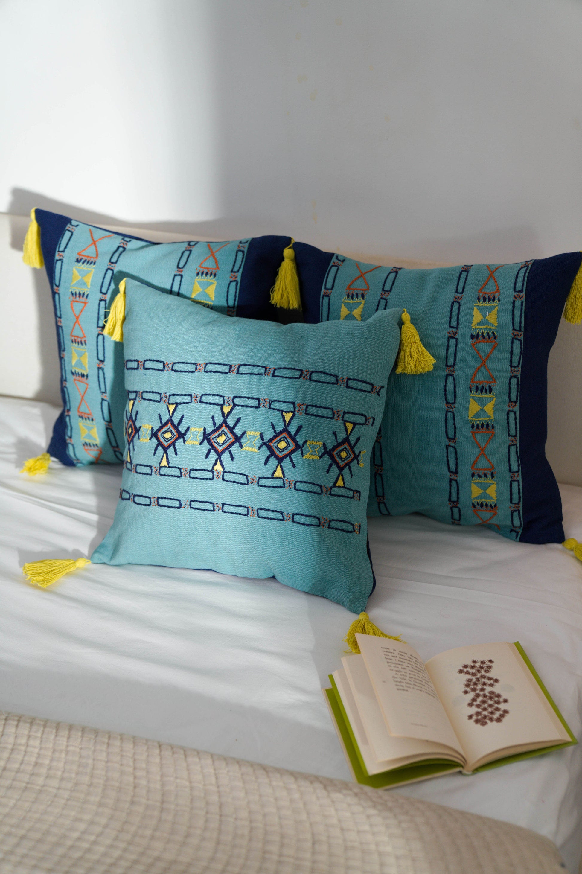 Sara handmade Cushion Set of 3