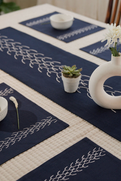 Adrian Dining Set of A Table Runner And 8 Table Mats