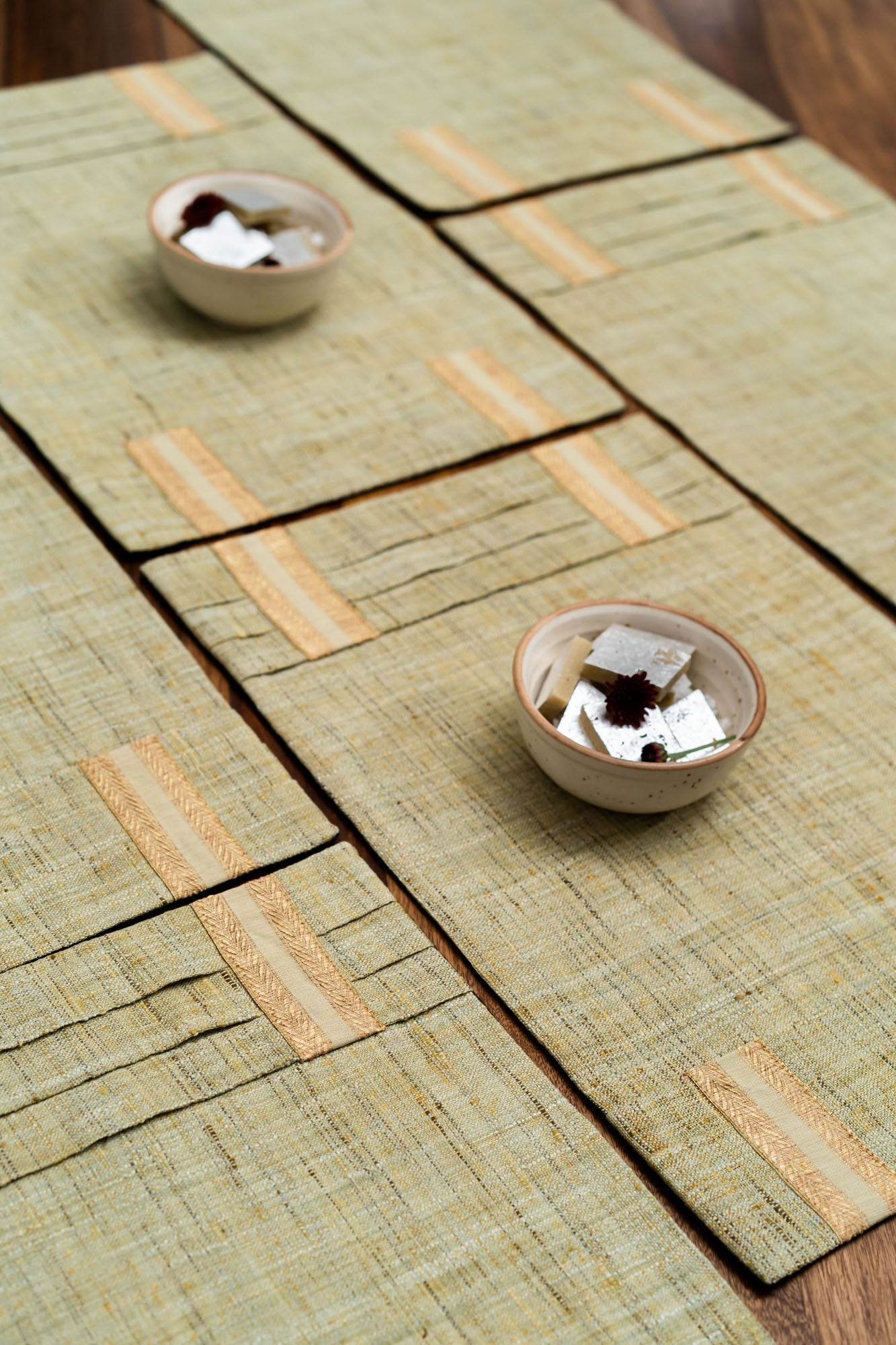 Musica Dining Table Runner And Mats Set of 6