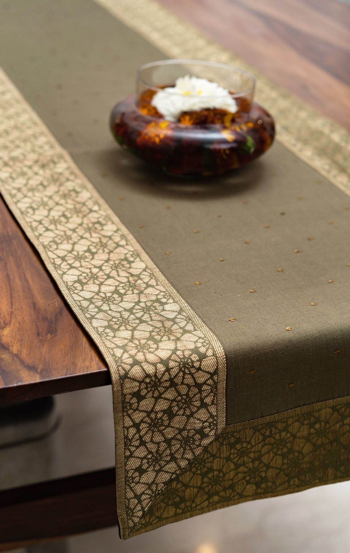 Musica Dining Table Runner And Mats Set of 6