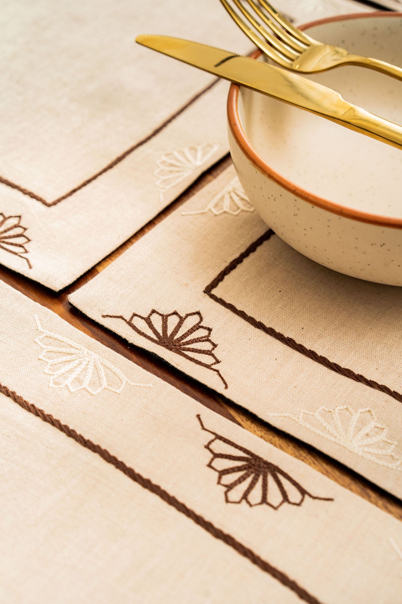 Mirārizumu Handwoven Table Mats - Set Of 2 Pcs