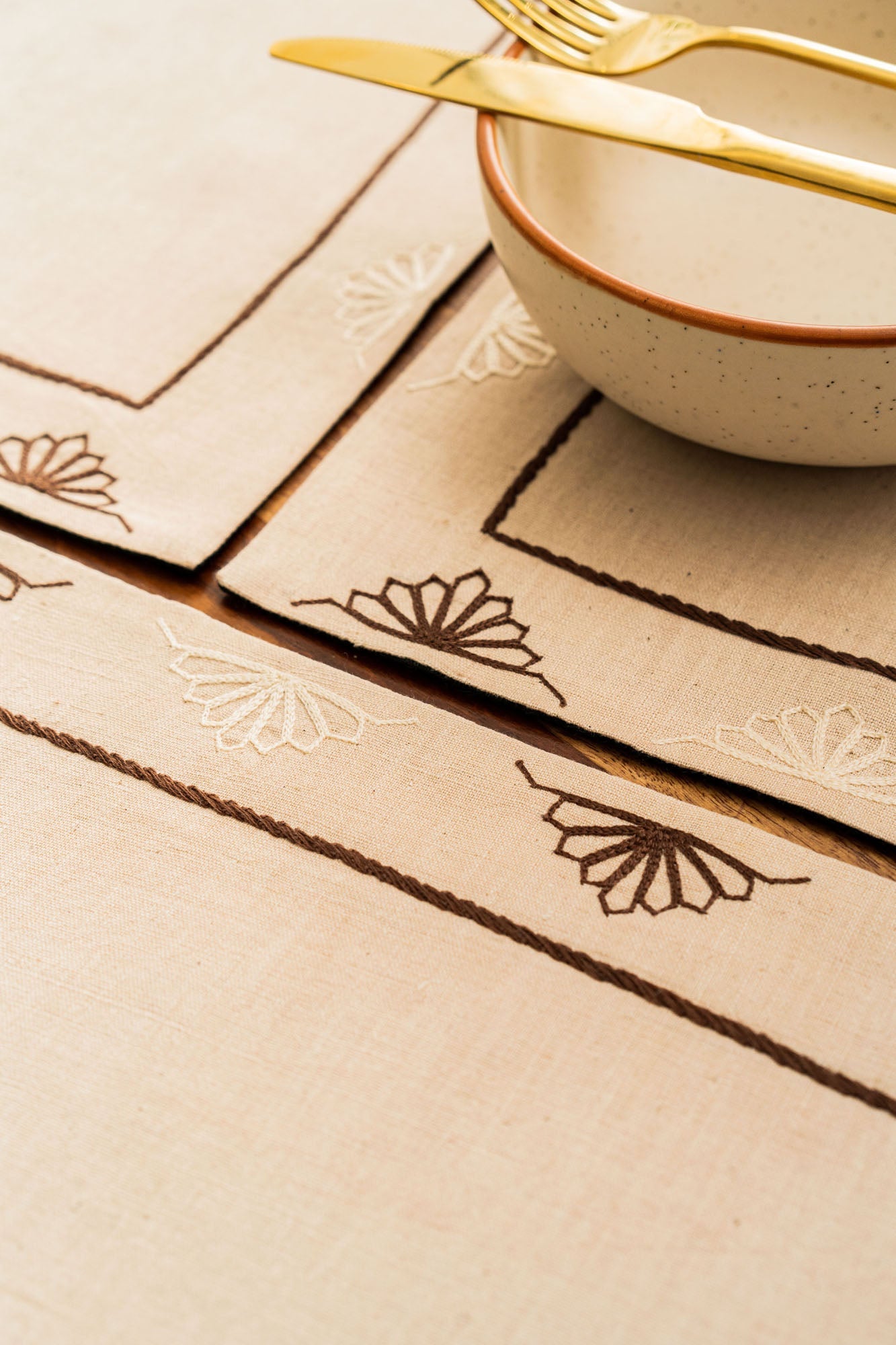 Mirārizumu Handwoven Table Mats - Set Of 2 Pcs
