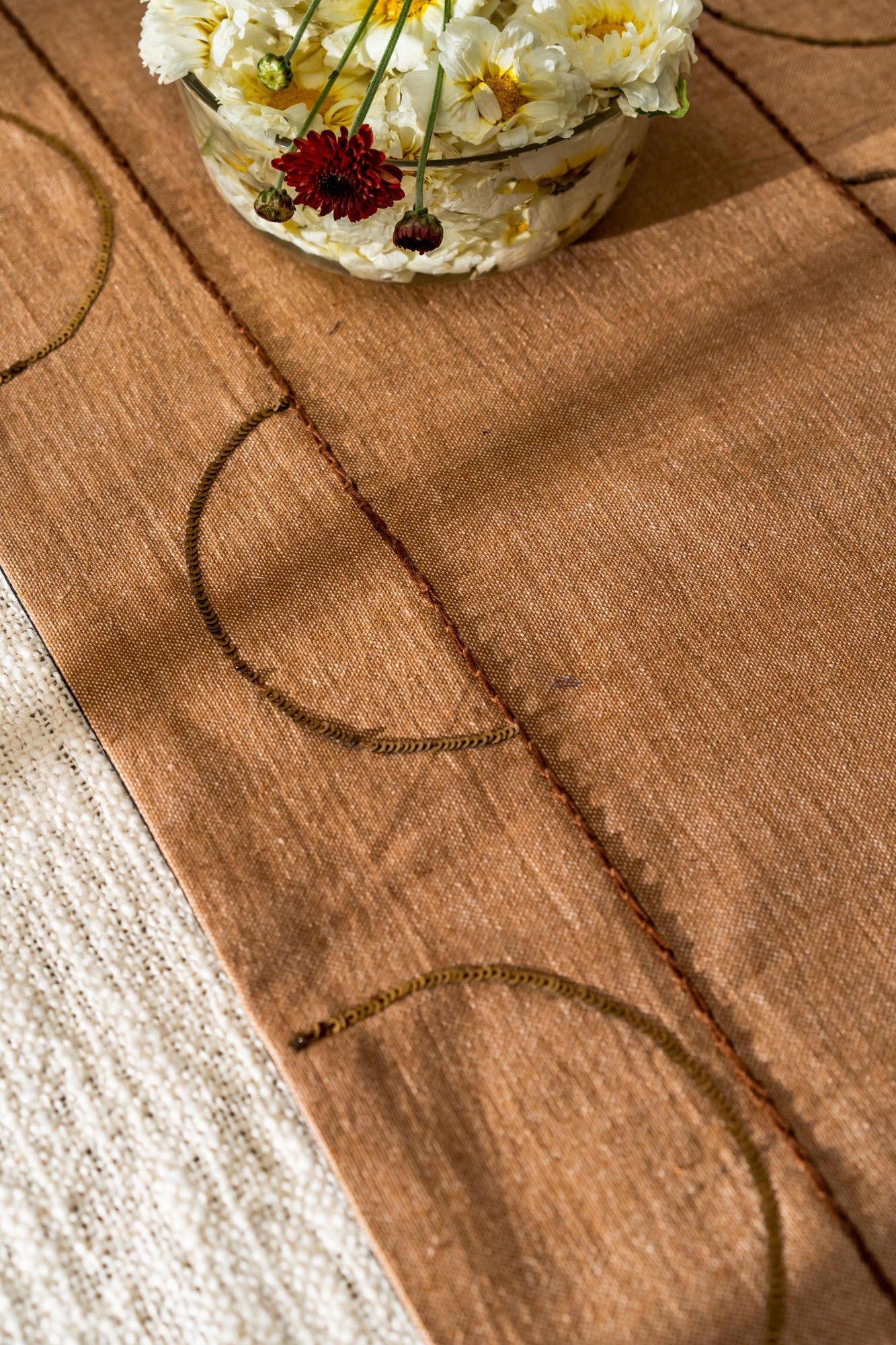 Ammou Hand Wōven Table Runner