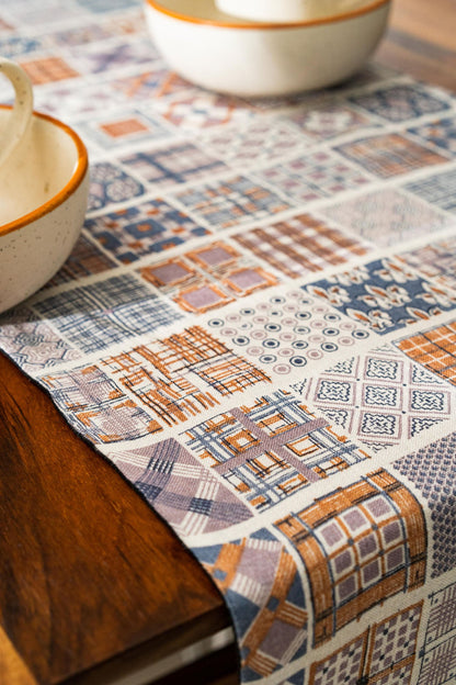 Cuentos de comida Hand wōven Table Runner