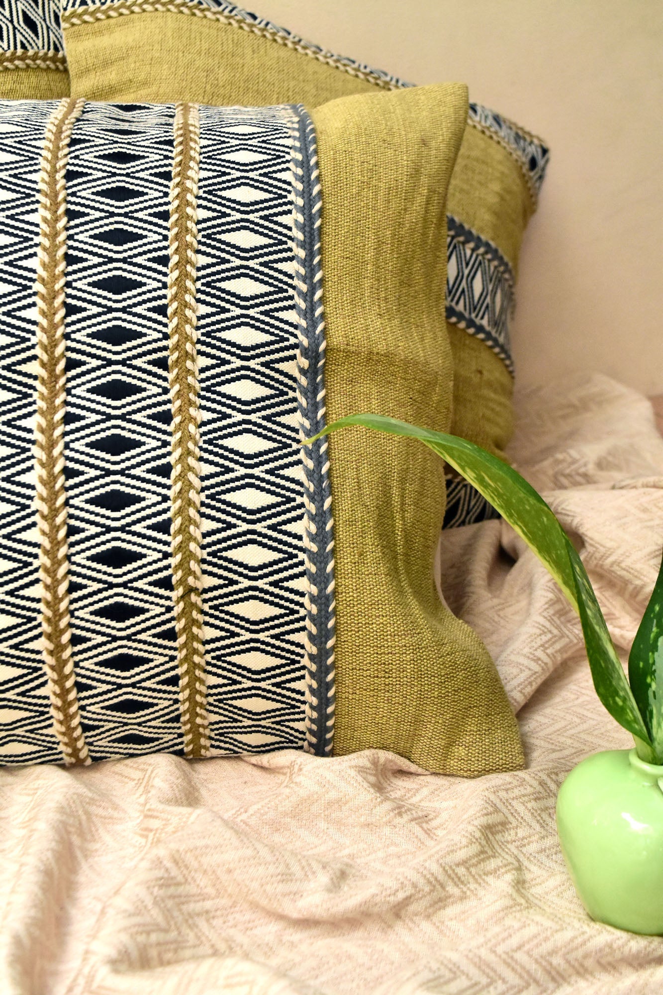 Aita Handmade Cushion Set of 3