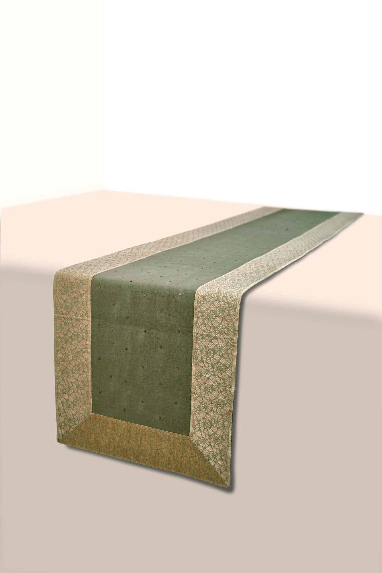 Musica Dining Table Runner And Mats Set of 6