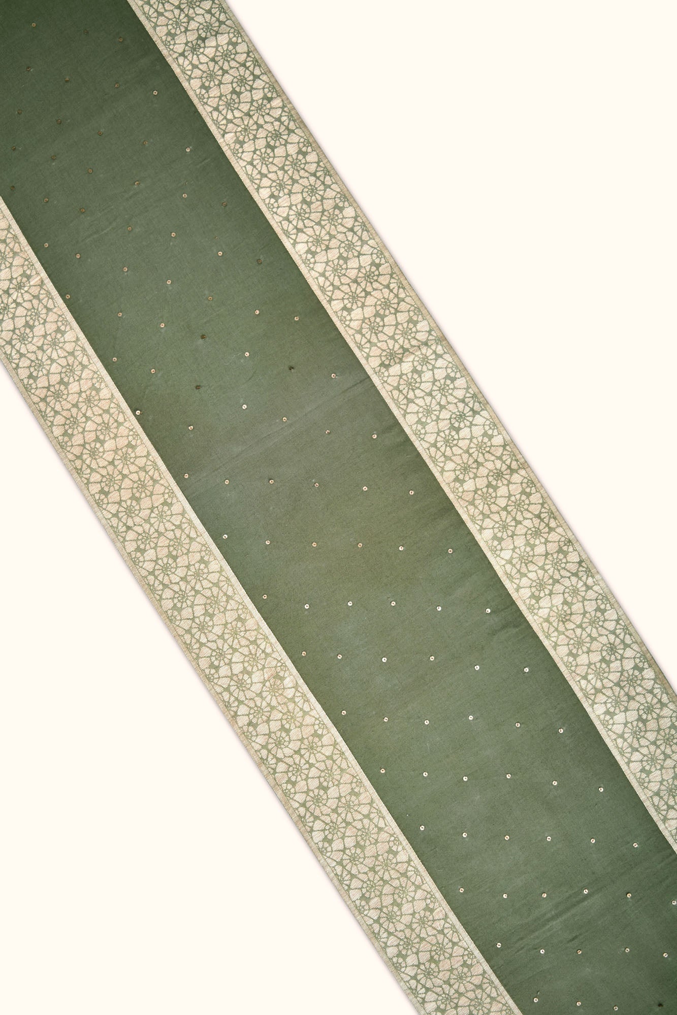 Musica Dining Table Runner And Mats Set of 6