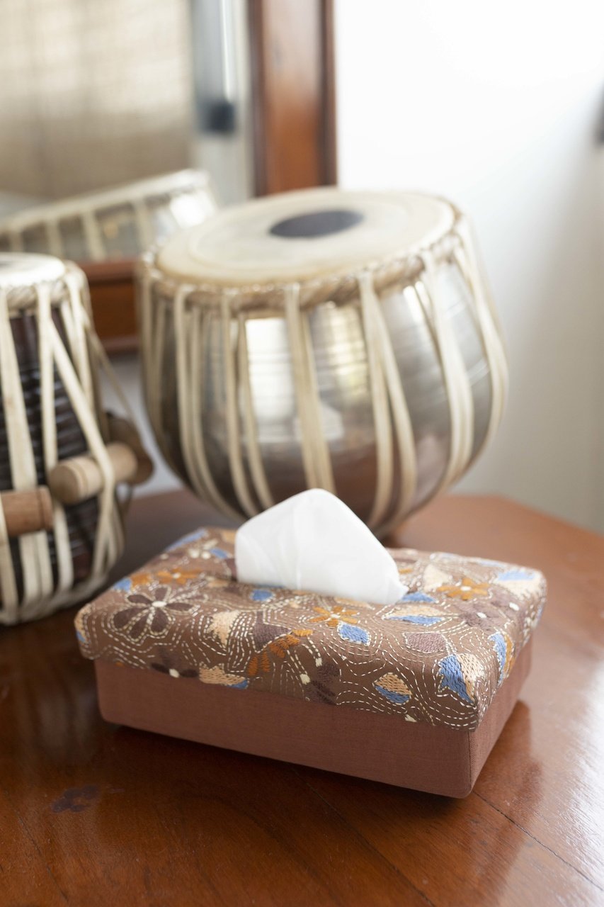 Aiyana - Hand Woven Tissue Box - Veaves