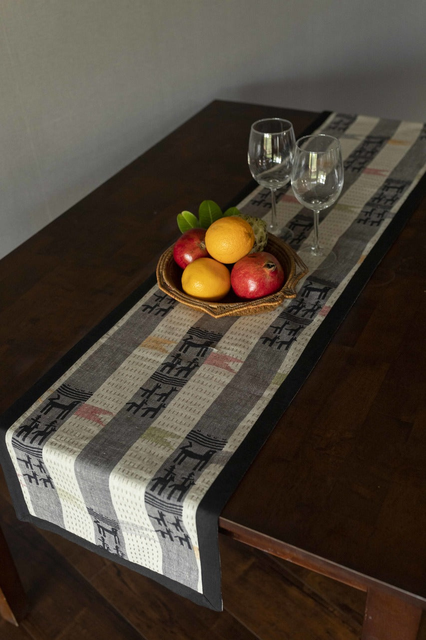 Renaissance - Table Runner
