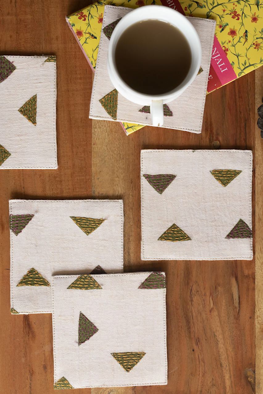 Trokut - Croatian For Triangle - Set Of 6 Pcs - Veaves