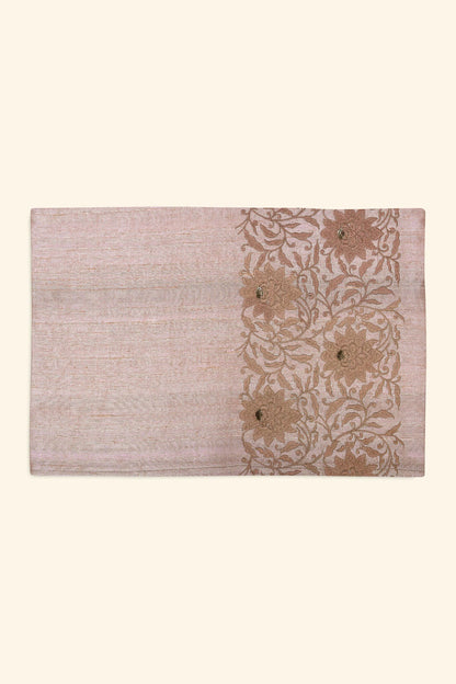 Cora Dining Set of a Table Runner and 6 Table Mats