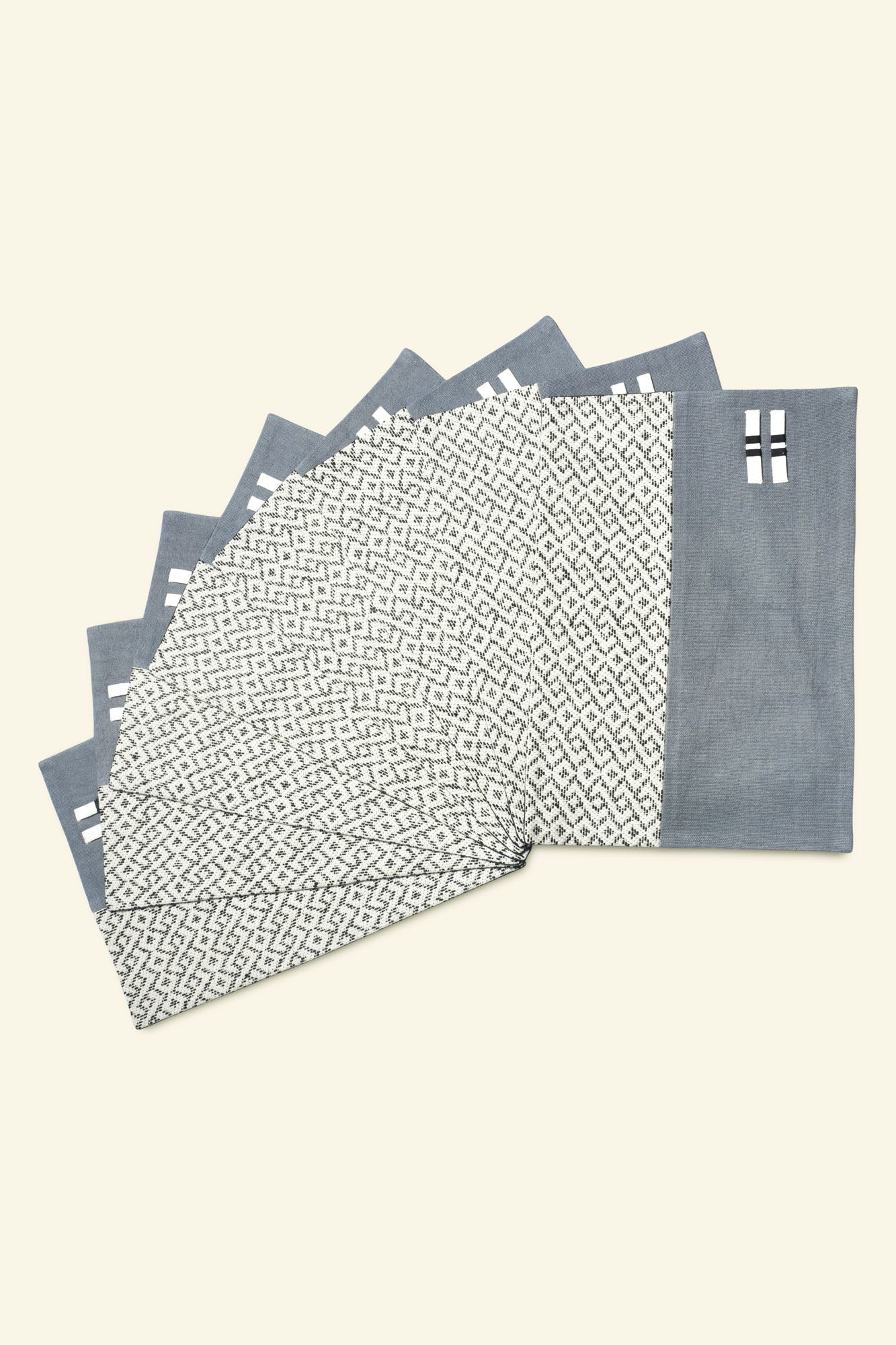 Aeolus Dining Table Runner And Mats Set of 8