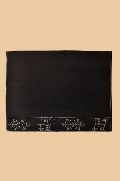 Nova - Dining Set Of Table Runner and 8 Table Mats - Veaves