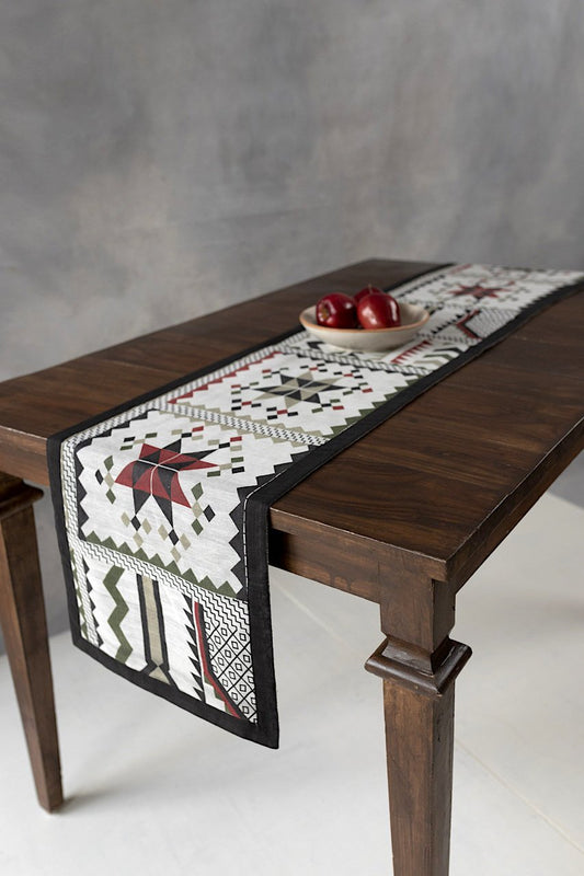 Ubuntu - Table Runner - Veaves