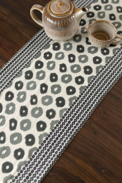 Tapetum Lucidum - Table Runner - Veaves