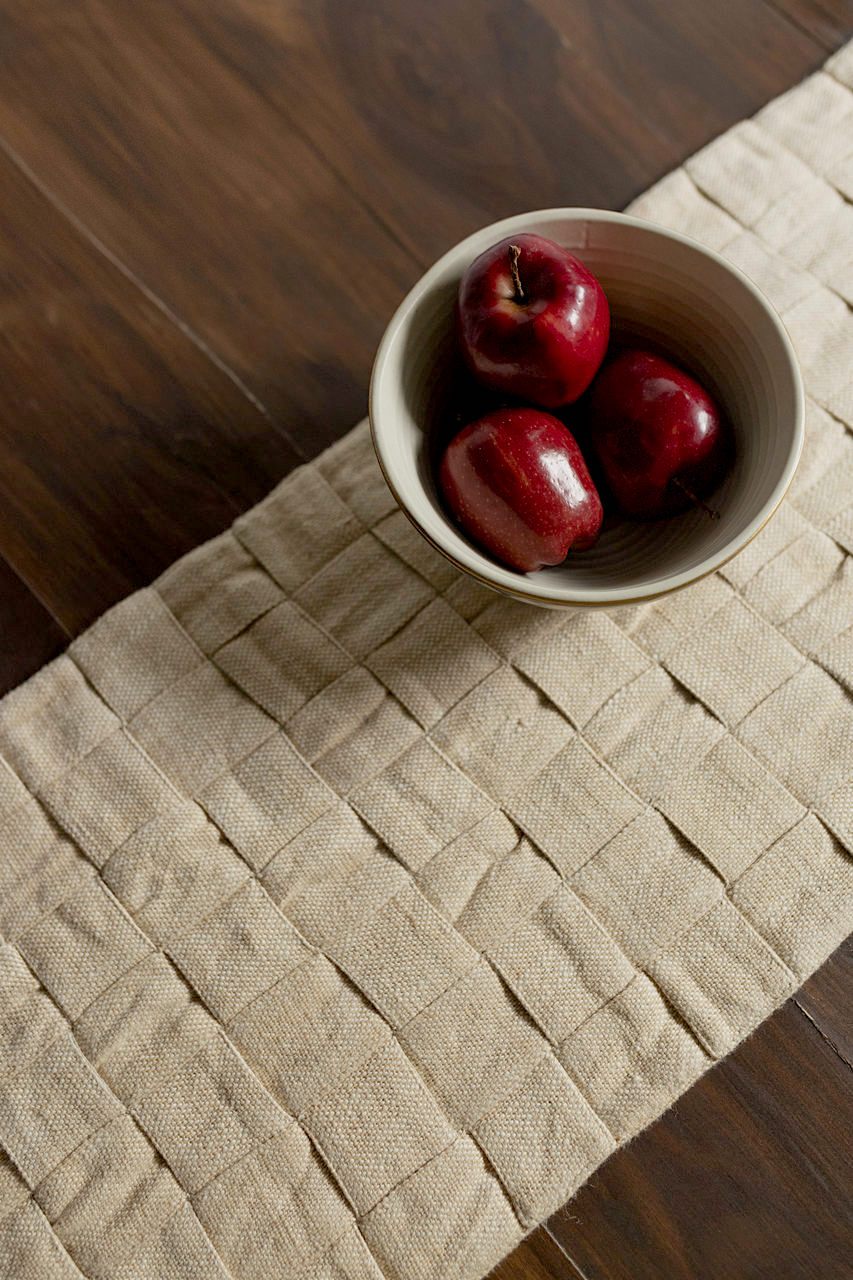 Double Entendre - Table Runner - Veaves